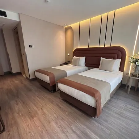 Hotel Edition Old