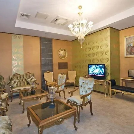 Edition Old Hotel 3*