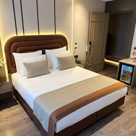 Edition Old 4* Istanbul