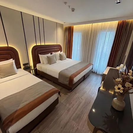 Edition Old Hotel 4*