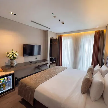 Hotel Edition Old