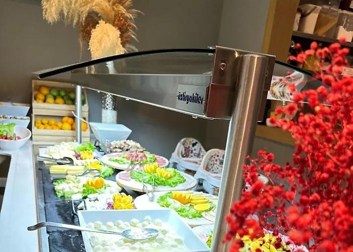 Edition Old Hotel 3*