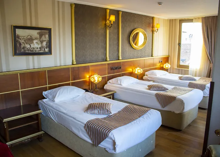 Edition Old Hotel 3*