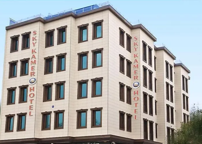 Edition Old Hotel 3*