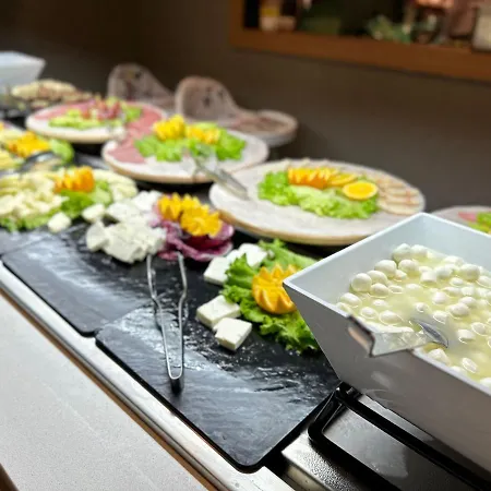 Edition Old Отель