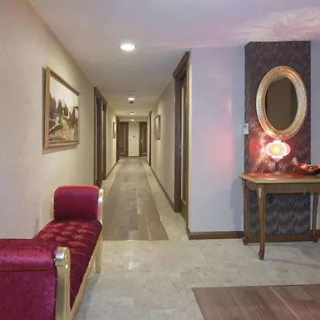 Edition Old Отель